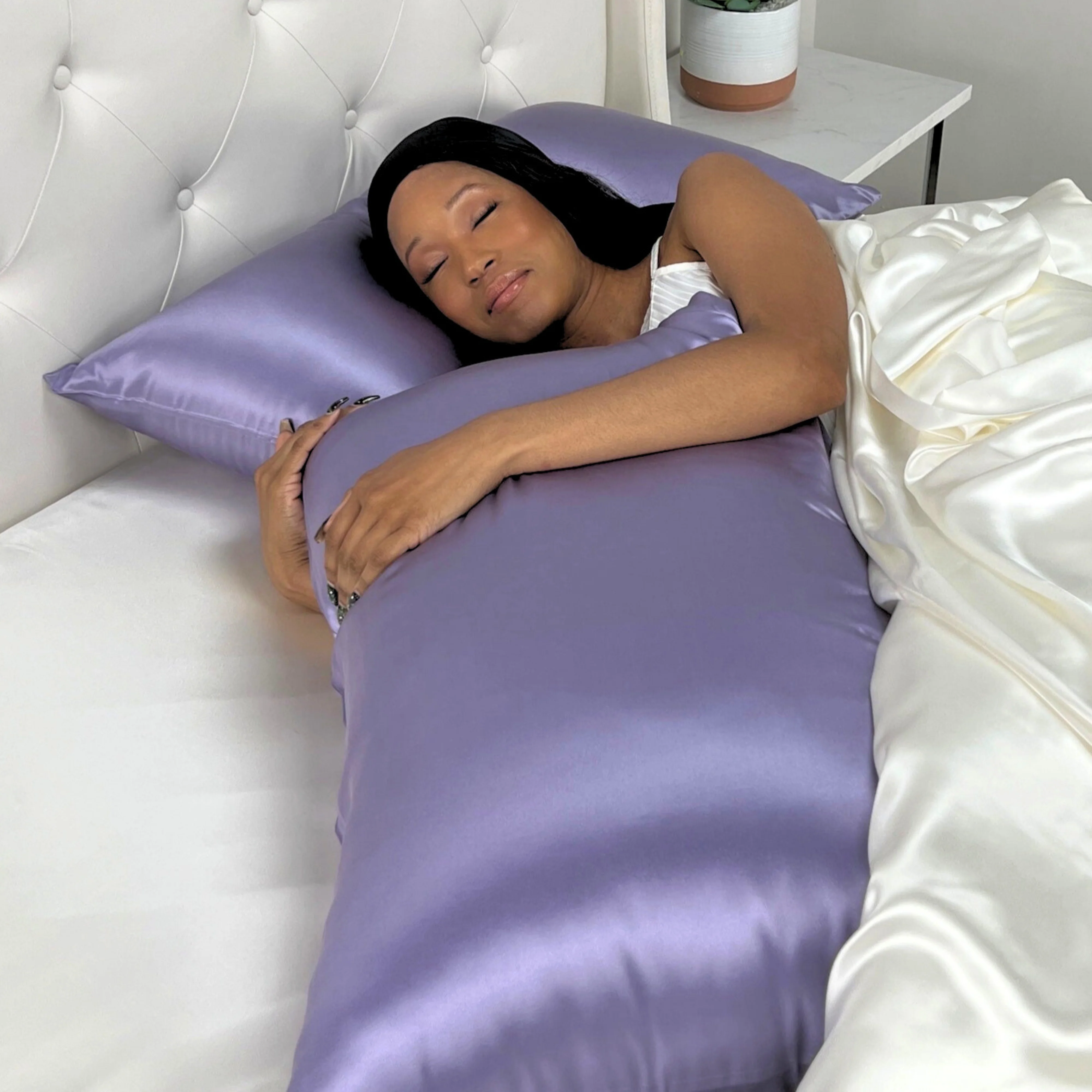 19 Momme Silk Pillowcase - Lilac - Image 3