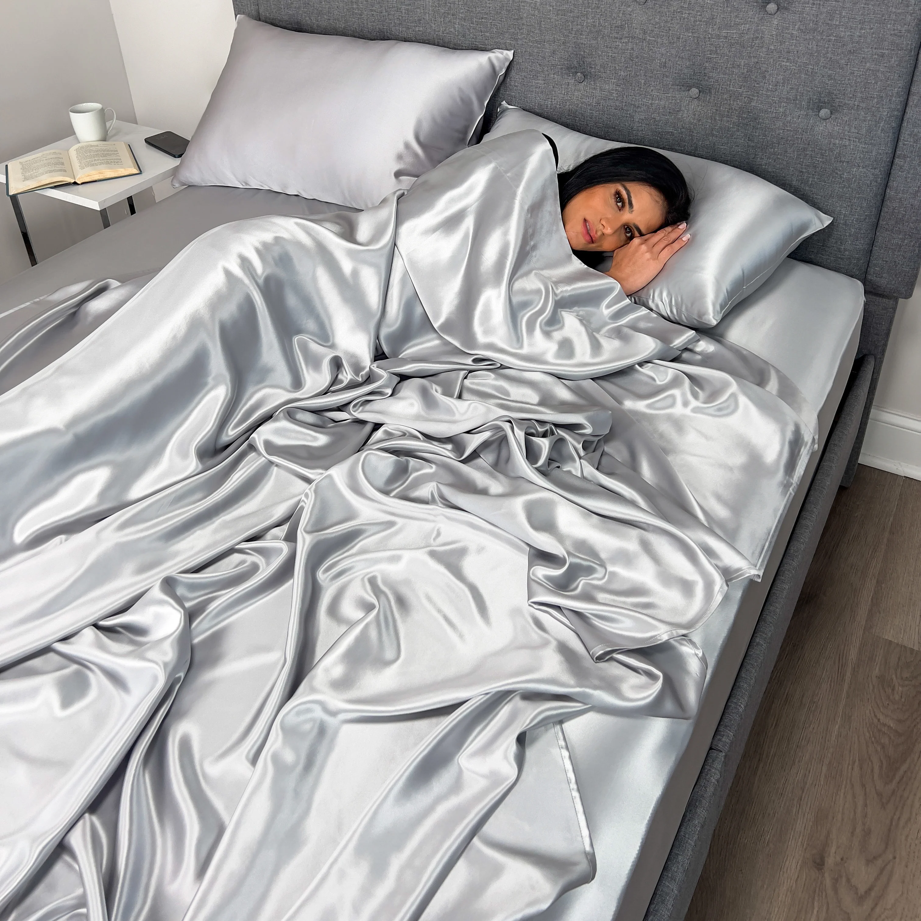 22 Momme Silk Flat Sheet - Silver - Image 3