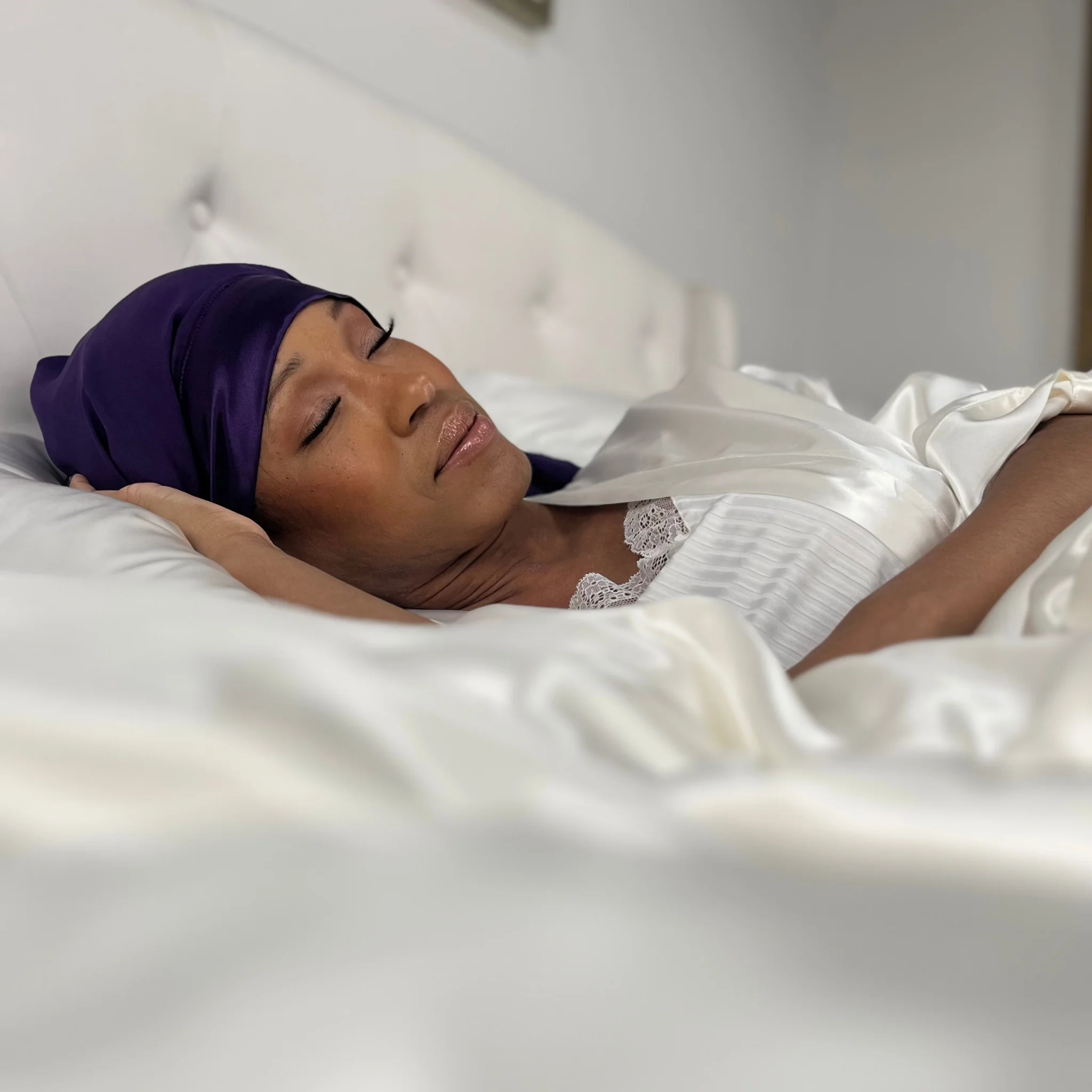 Silk Long Hair Reversible Bonnet - Plum - Image 12